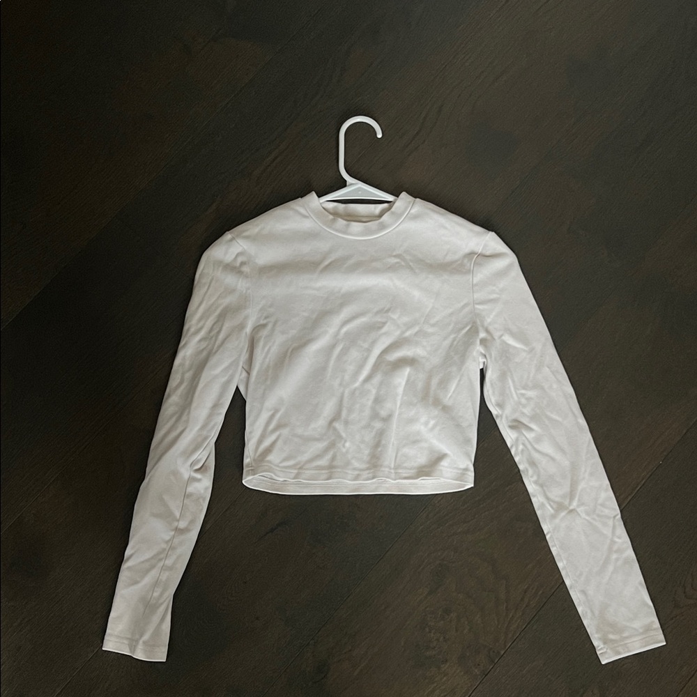 SHEIN Cream Long Sleeve Crop Top
